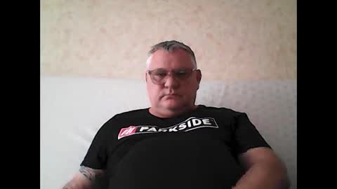 Thierrysymp online show from October 28, 10:40 am