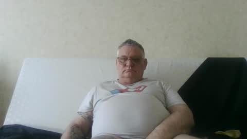 Thierrysymp online show from April 18, 4:08 pm