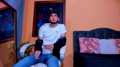 Thiiago online show from December 5, 12:44 pm