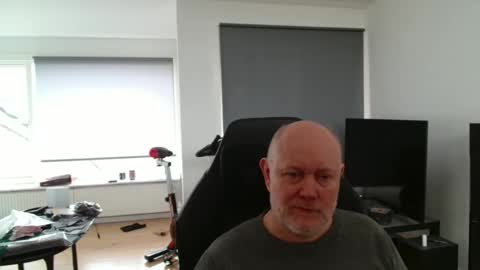 thomas315627 online show from April 14, 11:21 am