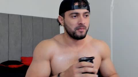 Thomas Brandon online show from December 22, 5:37 am