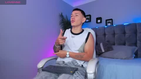 Thomas online show from July 4, 3:26 pm