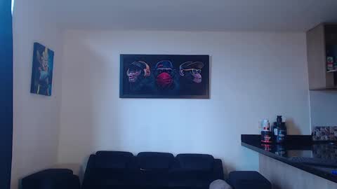 Thomas online show from February 2, 9:23 pm