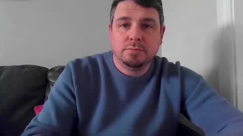 thomisfra online show from March 10, 11:16 am