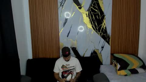 thomson_hot01 online show from December 21, 6:21 am