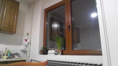 Snapshot of throatdom4u chatting on February 6, 11:04 pm ThroatDom4U online show from February 6, 11:04 pm