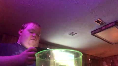 thunderbird2696 online show from December 16, 7:48 am