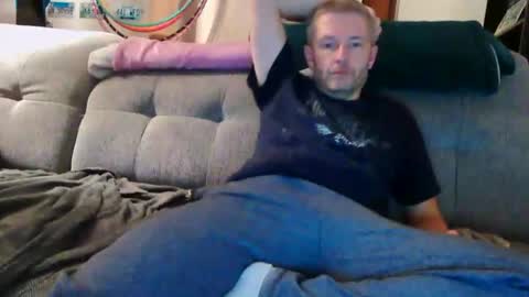 timgeil7890 online show from April 25, 10:29 pm