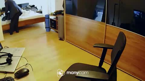 Tirolerboy27 online show from September 29, 11:41 am