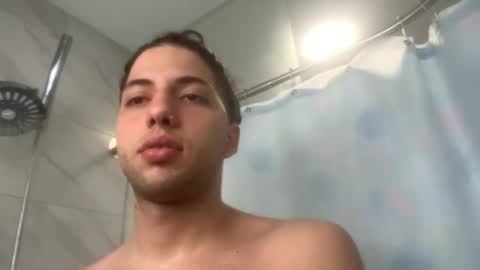 titto213 online show from March 2, 9:52 pm