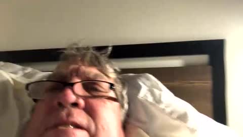 Snapshot of tjok9 chatting on October 6, 3:33 am tjok9 online show from October 6, 3:33 am