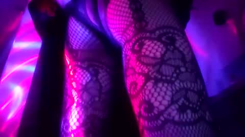 Sissy Boi online show from April 13, 10:16 am