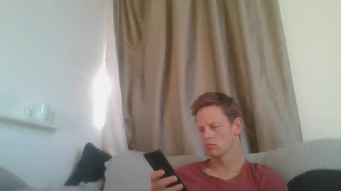 Kiwiboy online show from October 11, 8:46 pm