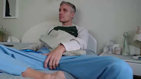 Daniel Bisexual uncut 20cm online show from January 26, 8:03 am