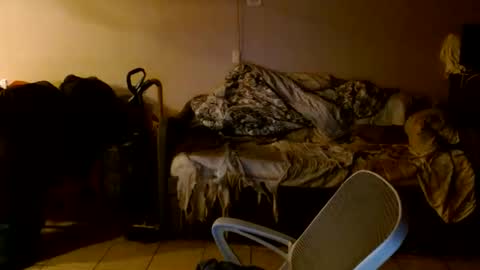 tom112292014 online show from May 14, 2:09 am