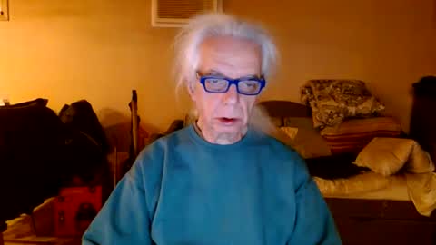 tom112292014 online show from March 2, 3:34 am