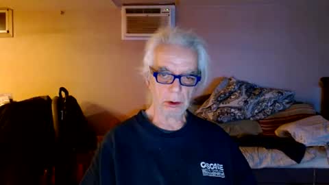 tom112292014 online show from January 3, 3:27 am