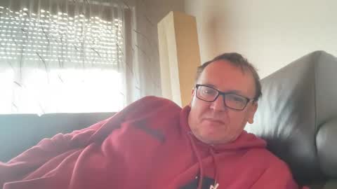 Tom online show from January 10, 12:04 pm