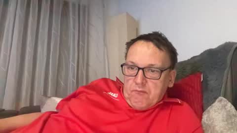 Tom online show from February 13, 10:04 pm