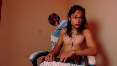 tom online show from October 20, 5:55 am