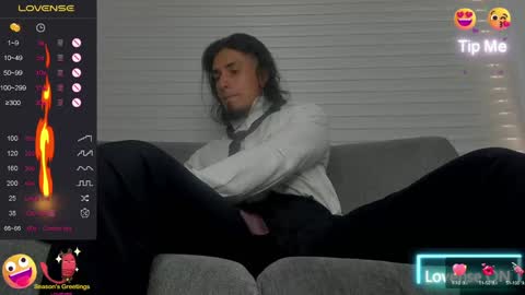 TOM online show from December 6, 5:33 pm