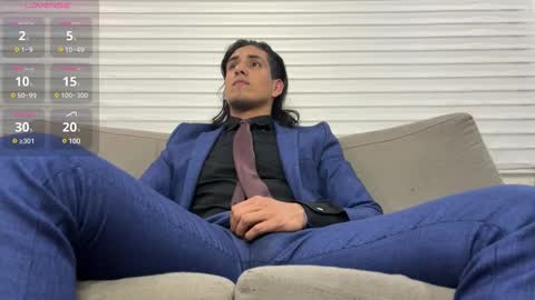 TOM online show from February 11, 2:35 am