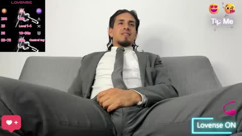 TOM online show from October 2, 5:00 am