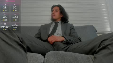 TOM online show from December 17, 5:47 pm