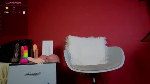 Tom online show from December 2, 1:30 am