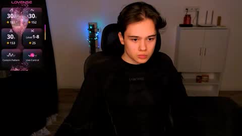 Tom online show from January 11, 5:16 pm