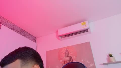 Tom muscle1 online show from December 5, 12:01 pm