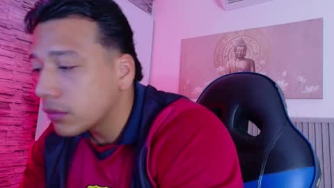 Tom muscle1 online show from April 4, 12:02 pm