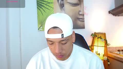 Tom muscle1 online show from December 27, 11:28 am