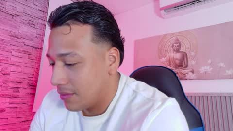 Tom muscle1 online show from February 25, 12:17 pm