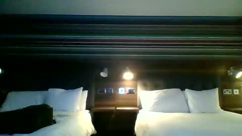 tomhubz online show from September 9, 8:52 pm