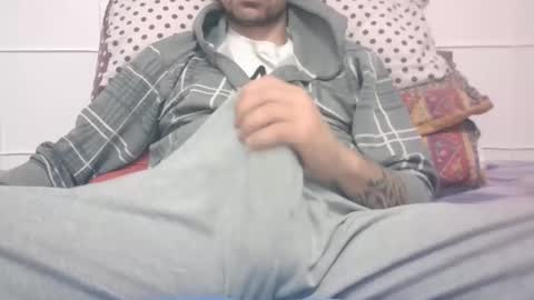 tommaso9046 online show from March 1, 6:00 pm