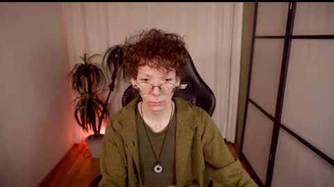 Tommie online show from February 12, 5:37 am