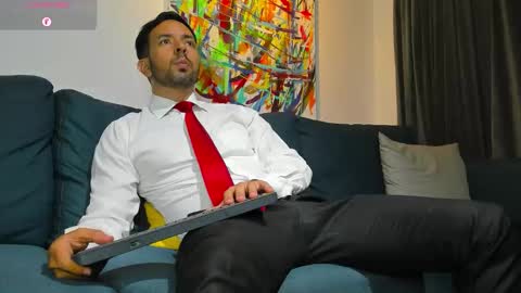 tommy_raym0ndg online show from November 22, 3:17 am