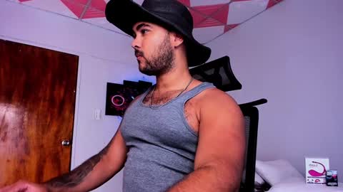 tommy_sccott online show from January 13, 3:12 am