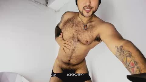 tommy_sccott online show from October 29, 2:03 am