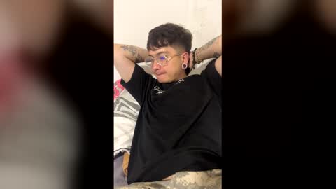 Dirty Tommy online show from February 28, 5:06 am