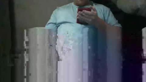 Cumonyourface online show from April 12, 9:22 am