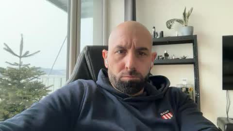 Thomas Fit online show from January 9, 7:46 am