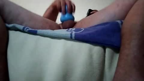 Snapshot of tomthebomb347 chatting on October 29, 7:00 am tomthebomb347 online show from October 29, 7:00 am