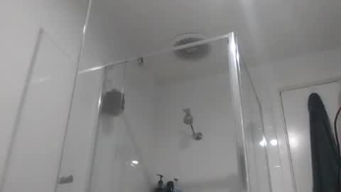 tonguepunchyourpussy69 online show from October 13, 6:25 pm