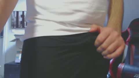 Snapshot of tony26100 chatting on February 11, 1:51 pm tony26100 online show from February 11, 1:51 pm