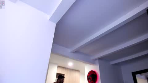 tony muscle1 online show from February 17, 2:42 am