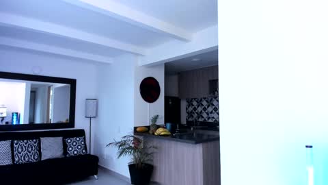 tony muscle1 online show from December 5, 9:50 pm