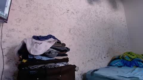 tonydesire_ online show from April 25, 3:53 pm