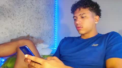 tonydesire_ online show from April 21, 7:53 pm